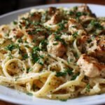 Creamy Garlic Butter Chicken Linguine in Alfredo Sauce